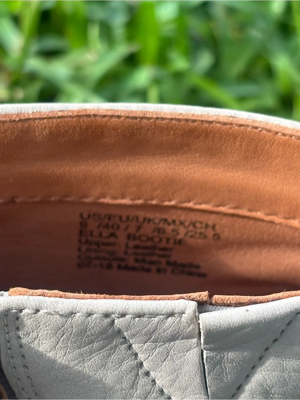 N/A toms ella